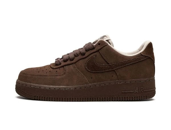 Nike Air Force 1 &