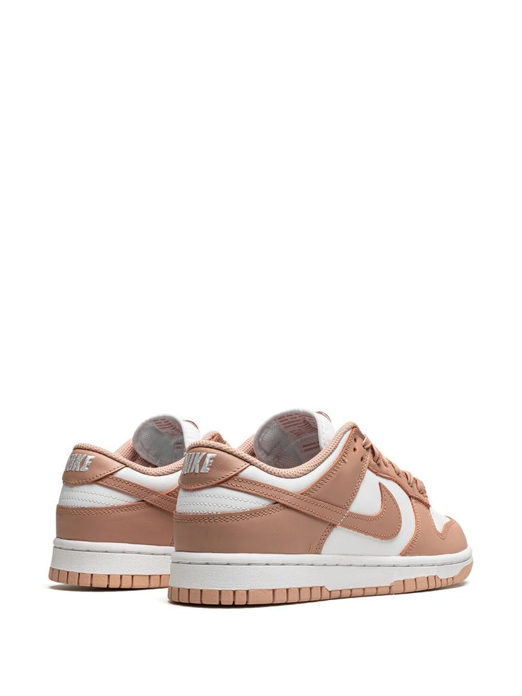 Nike Dunk &